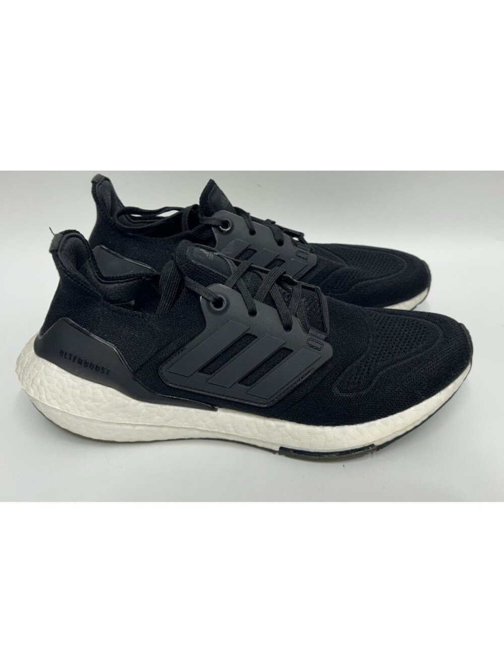 Adidas Ultraboost 22 Shoes Womens Size 9 Black Knit Running Sneakers GX5591